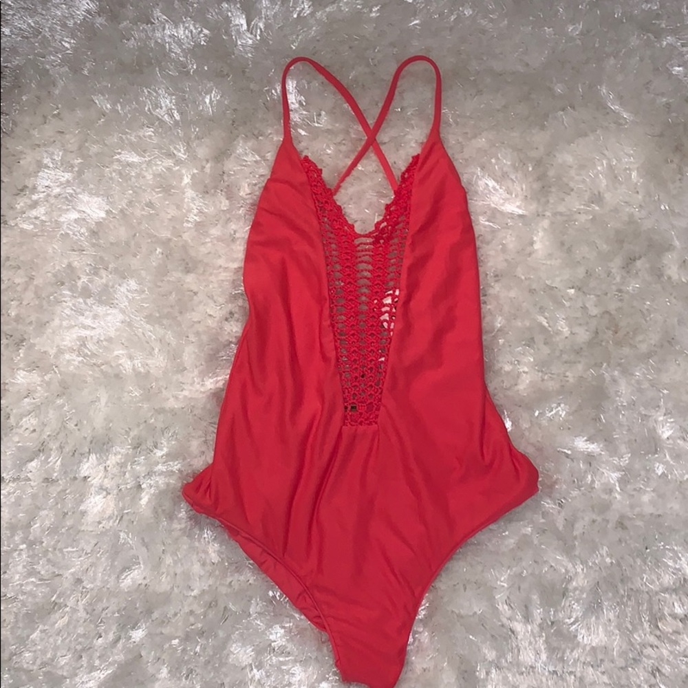 Billabong one piece baiting suit